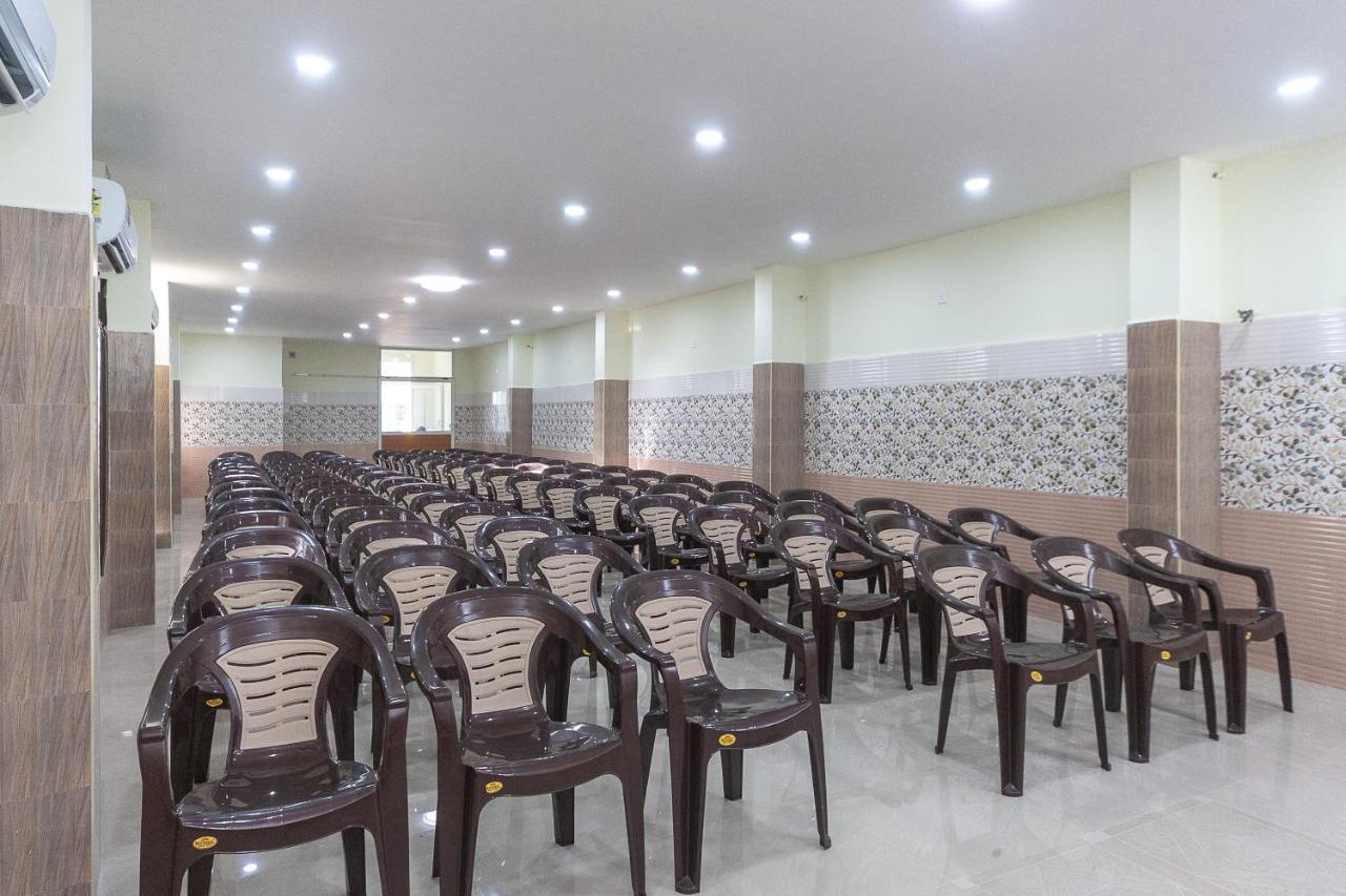 OYO 19011 Hotel Sannidhi Residency Tirupati Esterno foto