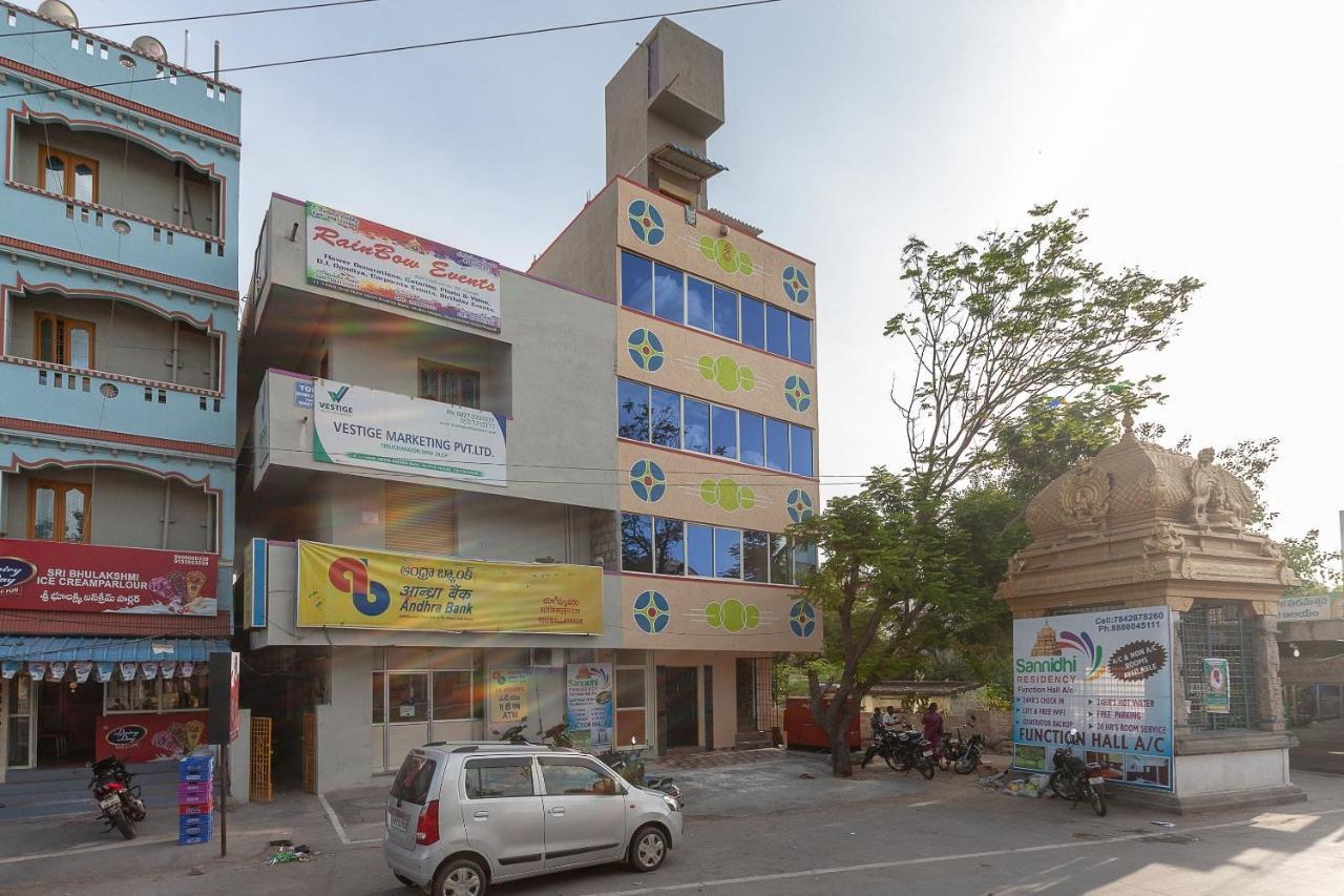 OYO 19011 Hotel Sannidhi Residency Tirupati Esterno foto